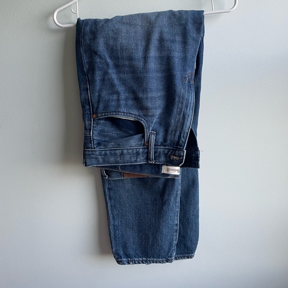 Madewell The Mom Jean, 31